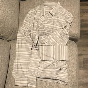 Lululemon men’s button up shirt.